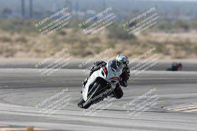 media/Nov-30-2025-TrackXperience (Sun) [[c0061d280f]]/3-Level 1/Session 4 (Turn 11)/